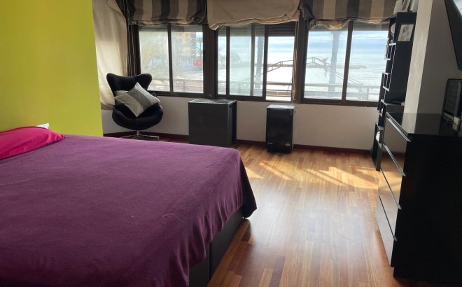 Resale - Dúplex -
Torrevieja - Playa del Cura