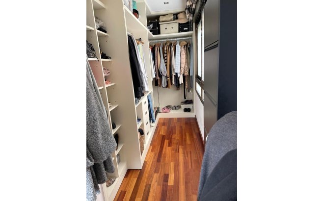 Resale - Dúplex -
Torrevieja - Playa del Cura