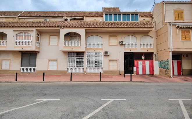 Resale - Apartment -
Torrevieja - Costa Blanca