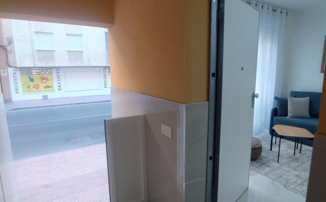 Resale - Apartment -
Torrevieja - Playa del Cura