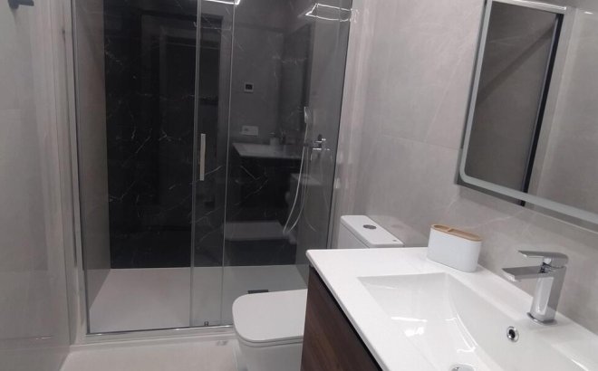 Resale - Apartment -
Torrevieja - Playa del Cura