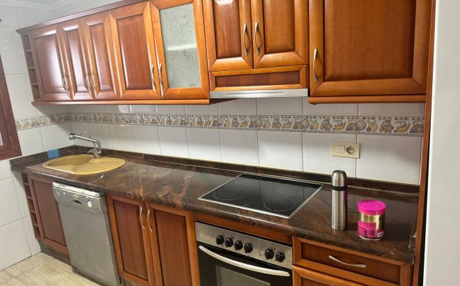 Revente - Appartement -
Torrevieja - El Acequión - Los Náufragos