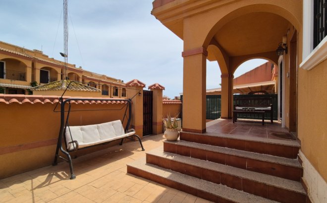 Resale - Villa -
Torrevieja - Costa Blanca