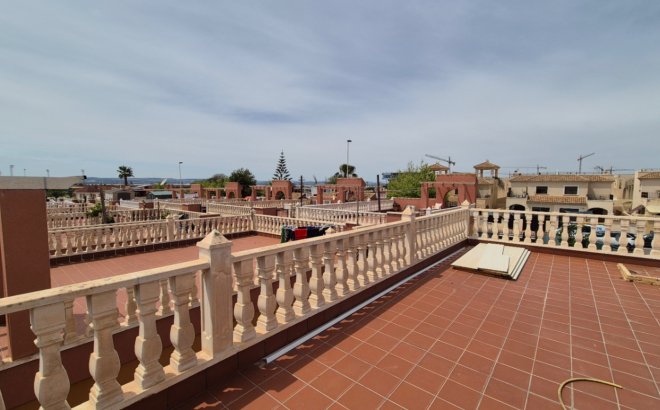 Resale - Villa -
Torrevieja - Costa Blanca