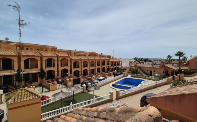 Resale - Villa -
Torrevieja - Costa Blanca