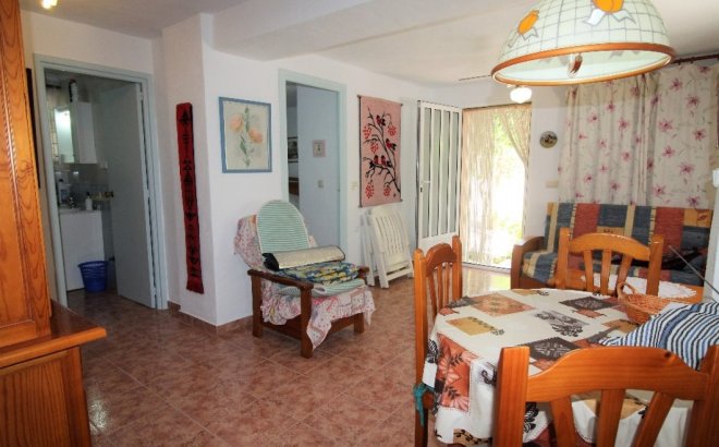Resale - Villa -
Torrevieja - Los Balcones
