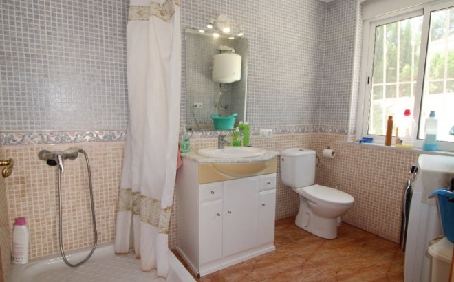 Resale - Villa -
Torrevieja - Los Balcones