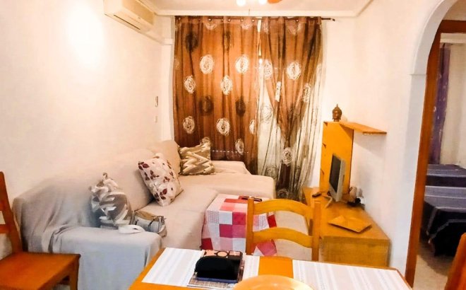 Resale - Apartment -
Torrevieja - Playa del Cura