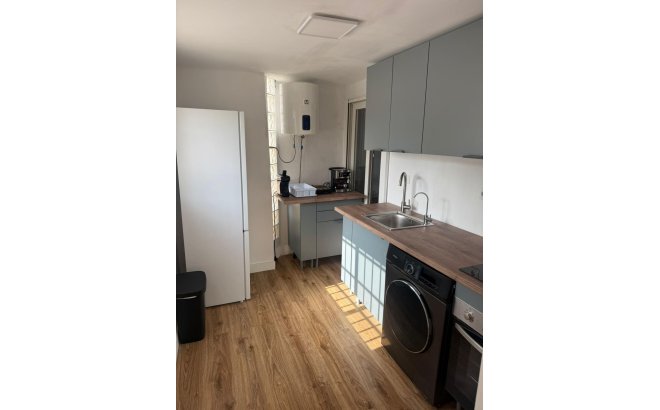 Resale - Town House -
Torrevieja - La Siesta - El Salado - Torreta