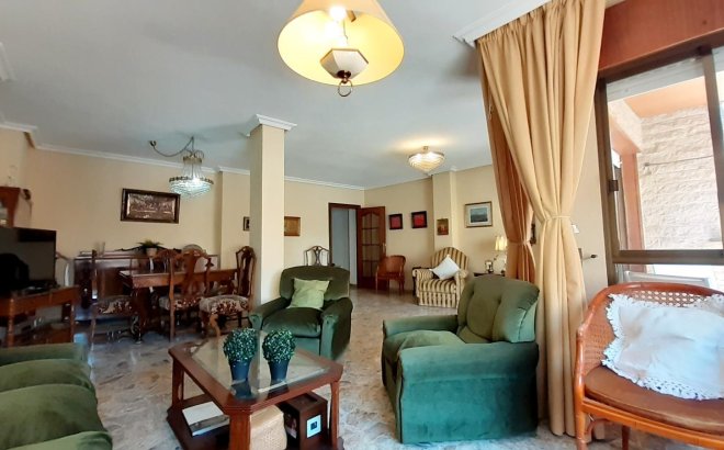 Resale - Apartment -
Torrevieja