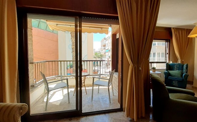 Resale - Apartment -
Torrevieja