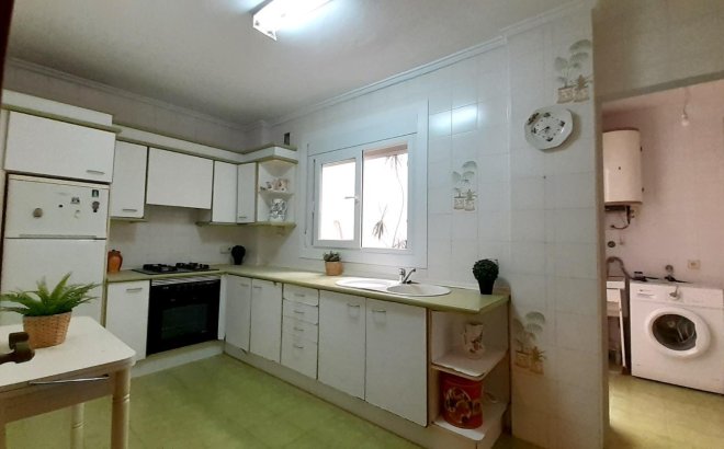 Resale - Apartment -
Torrevieja