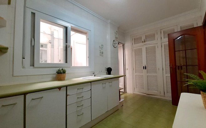 Resale - Apartment -
Torrevieja