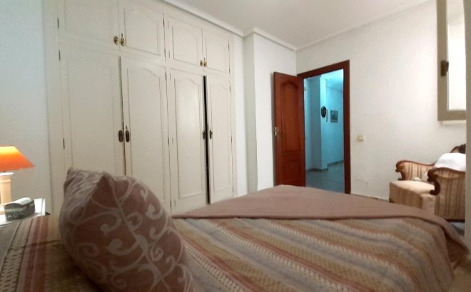 Resale - Apartment -
Torrevieja