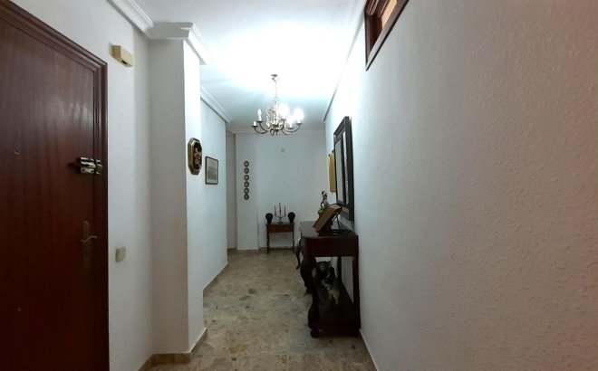 Resale - Apartment -
Torrevieja