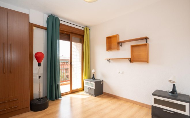 Revente - Appartement -
Torrevieja - El Acequión - Los Náufragos