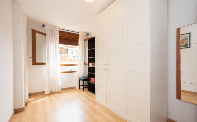 Revente - Appartement -
Torrevieja - El Acequión - Los Náufragos