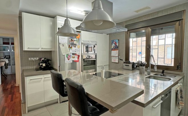 Revente - Appartement -
Torrevieja - Costa Blanca