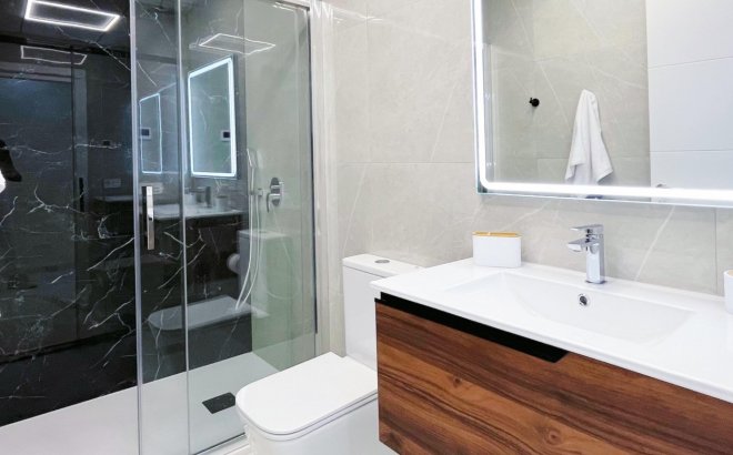 Resale - Apartment -
Torrevieja - Costa Blanca