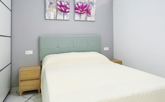 Resale - Apartment -
Torrevieja - Costa Blanca