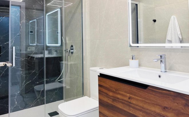 Resale - Apartment -
Torrevieja - Playa del Cura