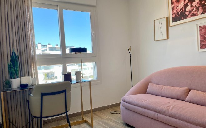 Resale - Penthouse -
Torrevieja - Punta Prima