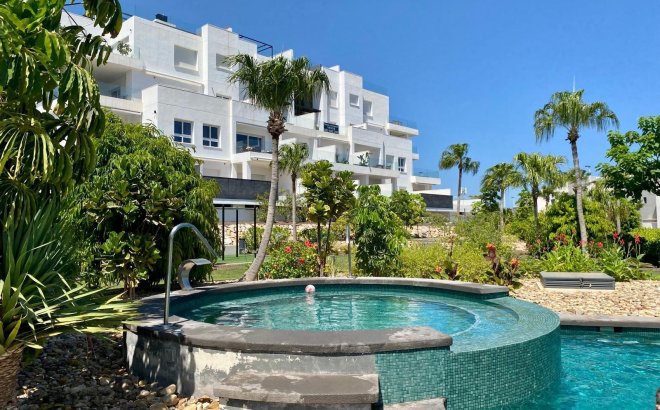 Resale - Penthouse -
Torrevieja - Punta Prima