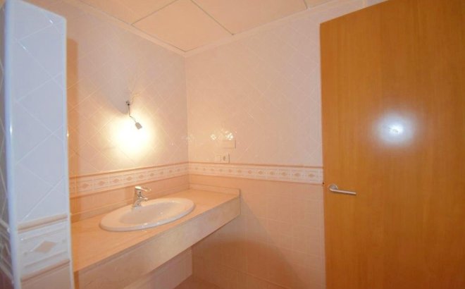 Herverkoop - Appartement -
Torrevieja - Centro - Muelle Pesquero