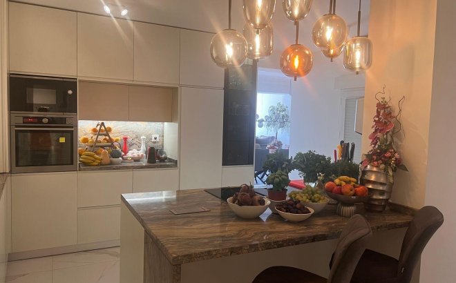 Resale - Apartment -
Torrevieja