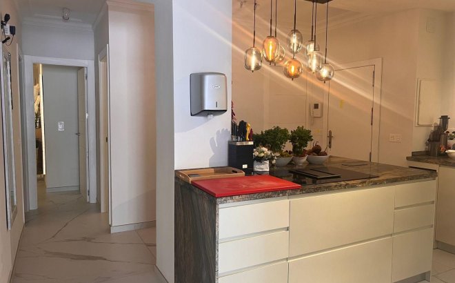 Resale - Apartment -
Torrevieja