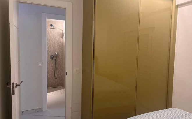 Resale - Apartment -
Torrevieja