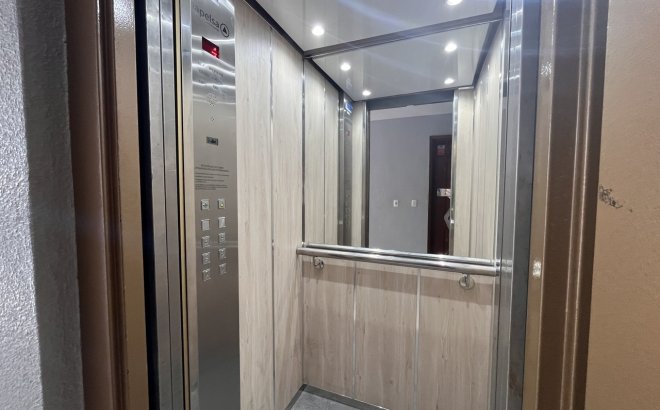 Resale - Apartment -
Torrevieja - Costa Blanca