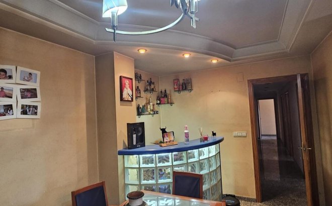 Resale - Penthouse -
Torrevieja - CENTRE