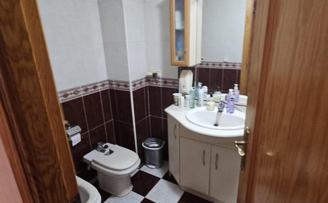 Resale - Penthouse -
Torrevieja - CENTRE