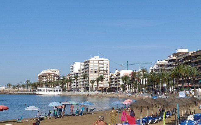 Resale - Penthouse -
Torrevieja - CENTRE