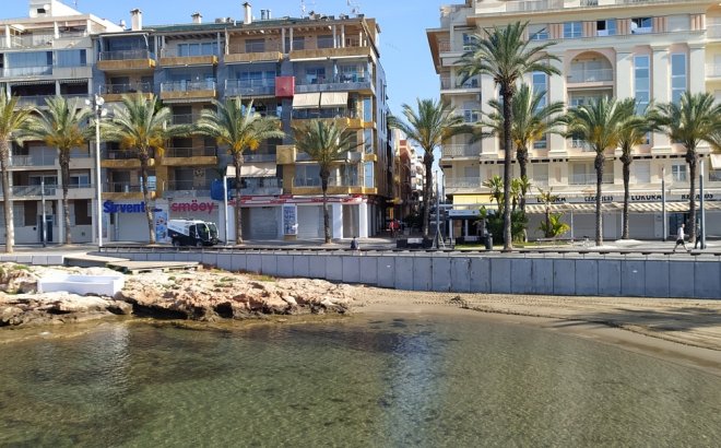 Resale - Penthouse -
Torrevieja - CENTRE