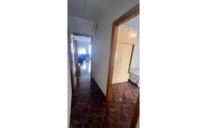 Resale - Town House -
Torrevieja - Estacion De Autobuses