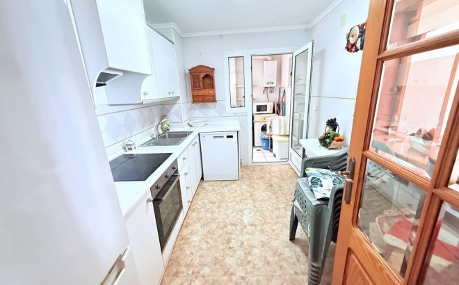 Resale - Apartment -
Torrevieja - La Mata