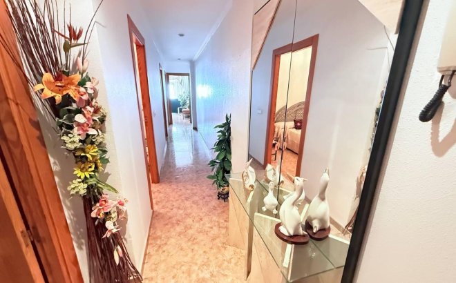 Resale - Apartment -
Torrevieja - La Mata