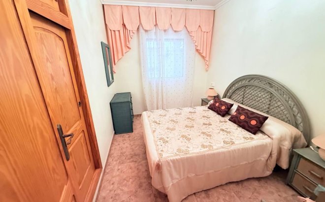 Resale - Apartment -
Torrevieja - La Mata