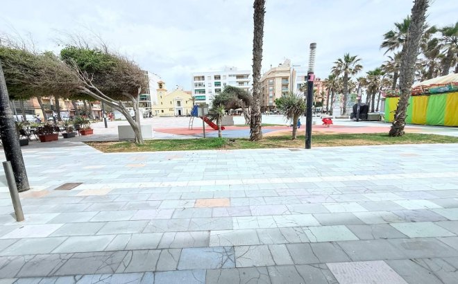 Resale - Apartment -
Torrevieja - La Mata