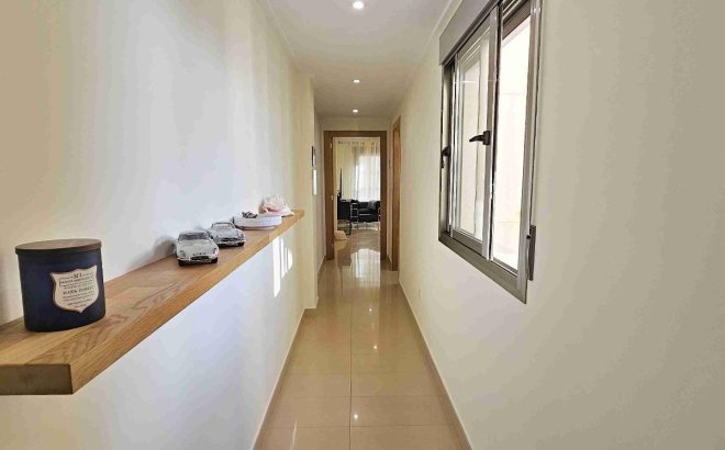 Resale - Apartment -
Torrevieja - Estacion De Autobuses