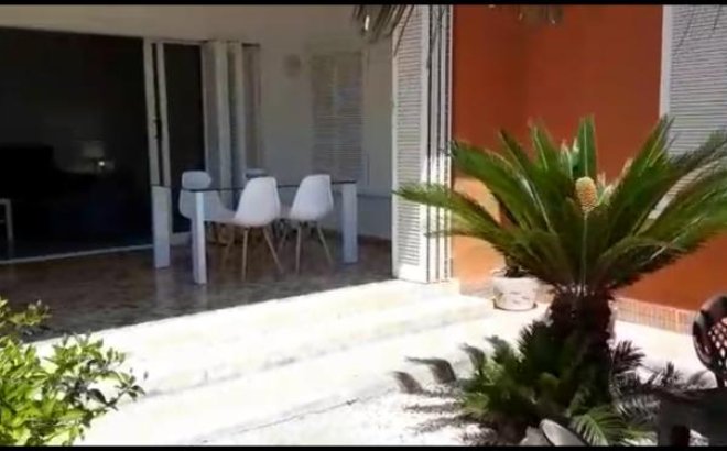 Resale - Villa -
Torrevieja - Costa Blanca
