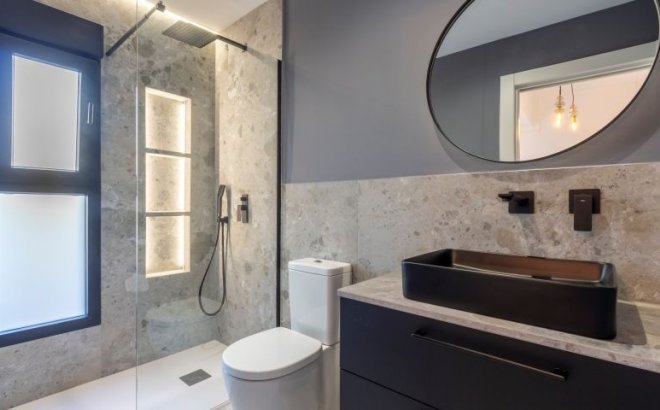 Herverkoop - Villa -
Torrevieja - Costa Blanca