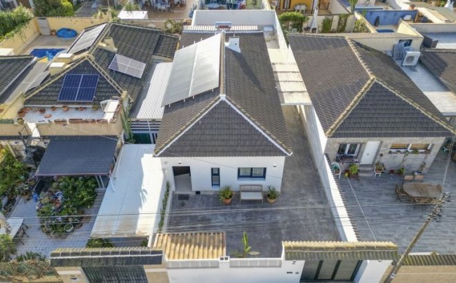 Herverkoop - Villa -
Torrevieja - Costa Blanca