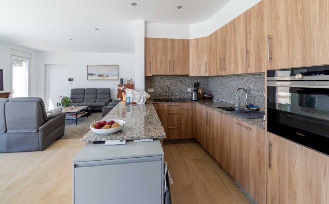 Resale - Villa -
Torrevieja - Costa Blanca