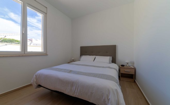 Resale - Villa -
Torrevieja - Costa Blanca