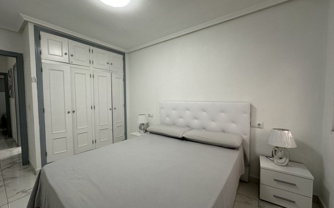 Resale - Apartment -
Torrevieja - Costa Blanca