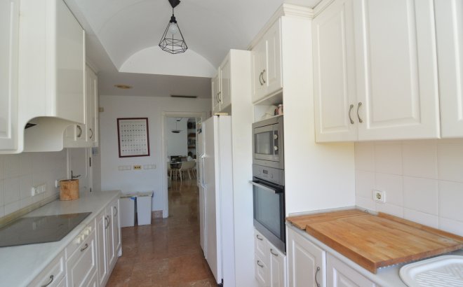 Resale - Villa -
Torrevieja - Costa Blanca