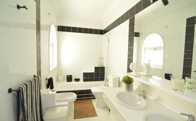 Resale - Villa -
Torrevieja - Costa Blanca